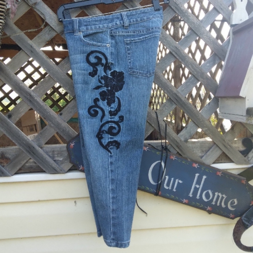 White House Black Market Blue Jeans with Black Floral Embroidery